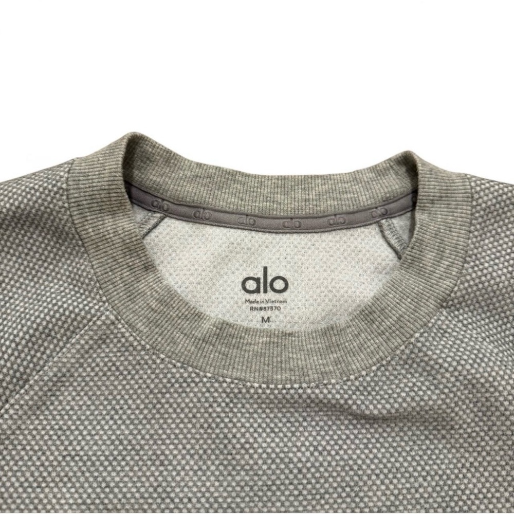 ALO Yoga Gray Crewneck Sweater - Picture 3 of 8